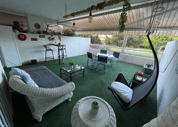 Apartamento Large Relaxed Terrace, Golf Views Alicante