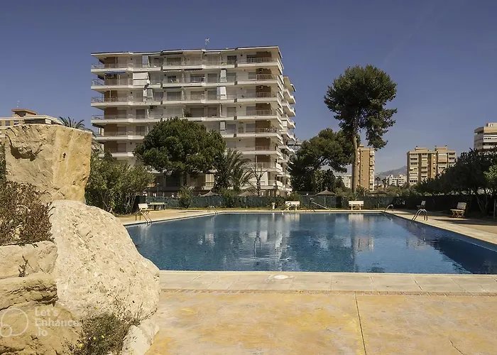 Premier Family Resort - Playa San Juan - Premium Pools, Beach & Parking Alicante