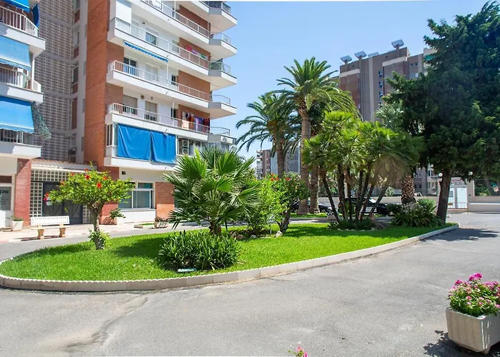 Premier Family Resort - Playa San Juan - Premium Pools, Beach & Parking Alicante