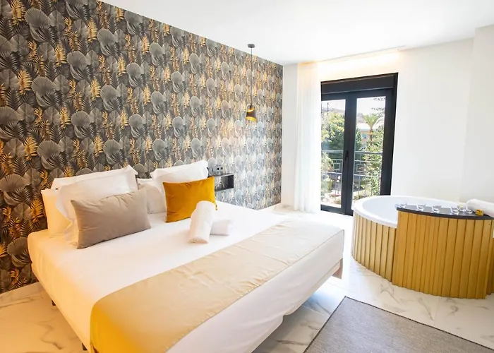 Apartamento Reina Victoria La Plaza Alicante