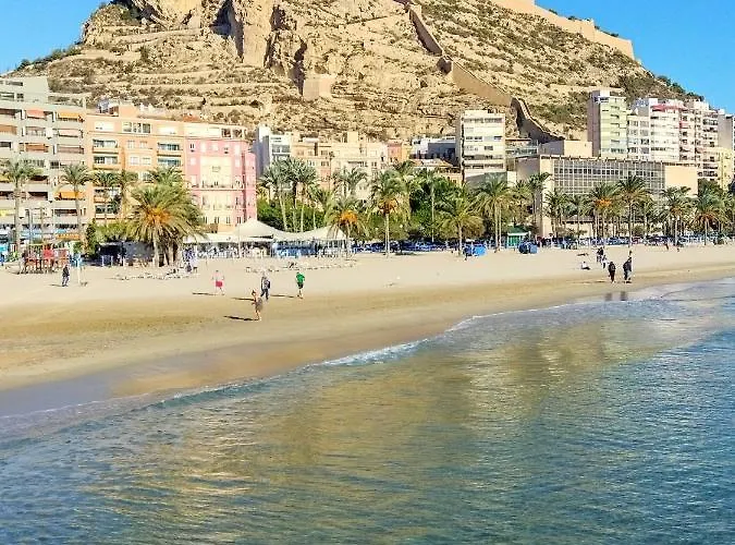 Modern,Cozy And Centric Apartment Next To Beach Alicante