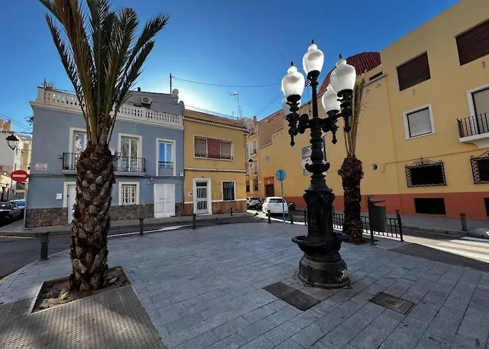 Great apartment close to plaza de Torres Alicante
