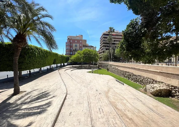 New! Cosy Two Bedroom Apartment By The Beach Alicante