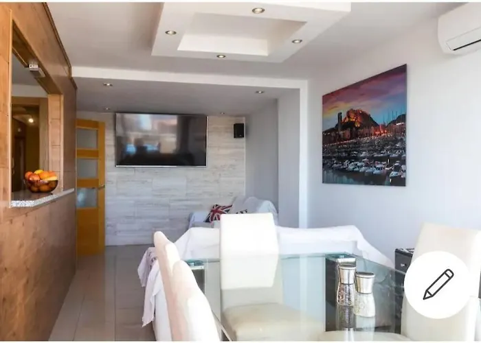 vistas al mar a 300m de playa , 3 habitaciones Alicante