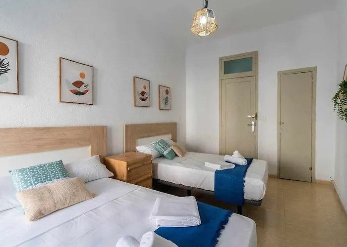 Suite Santa Faz 1 DCHA 3 Camas Dobles Alicante