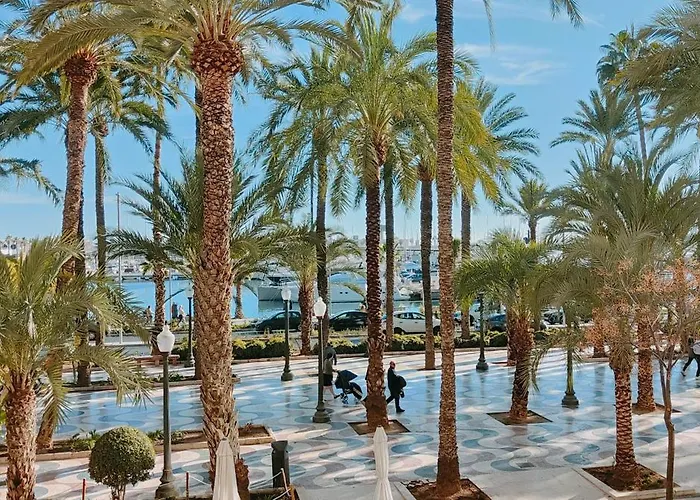 Alicantissima Marina & Beach Alicante