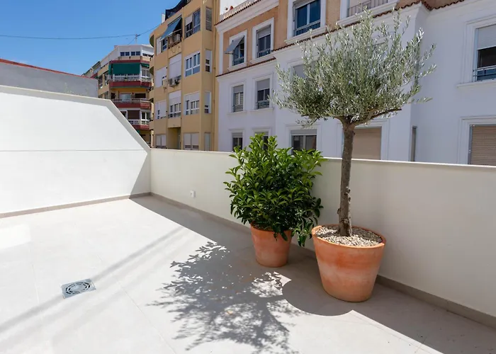 Apartamento Reina Victoria Velázquez Alicante