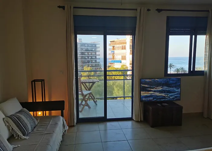 Primera Linea Y Con Encato En Playa De San Juan Alicante