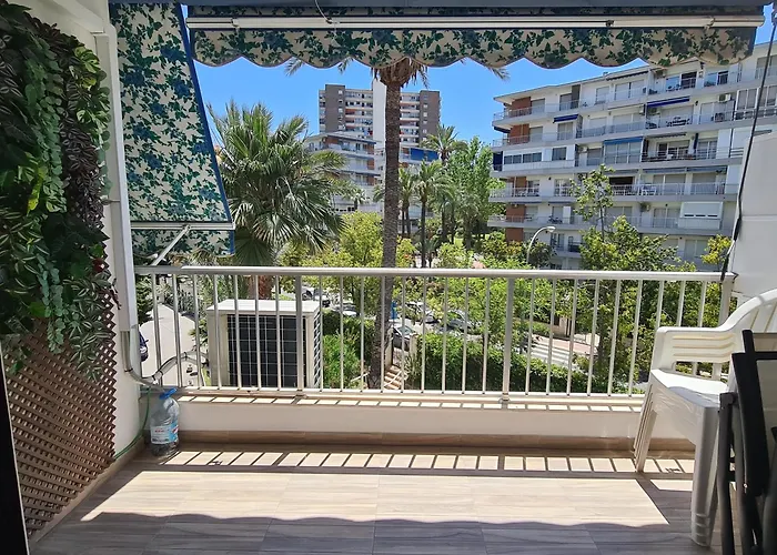 Premier Family Resort - Playa San Juan - Premium Pools, Beach & Parking Alicante