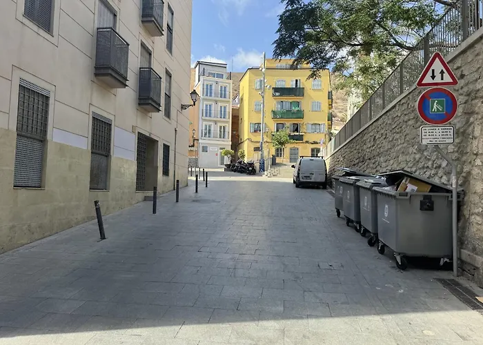 Modern Charm In Barrio Alicante