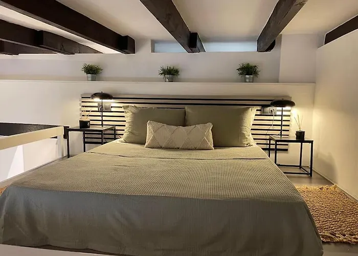 Stylish City-Center Apt 2 Bdrms Alicante