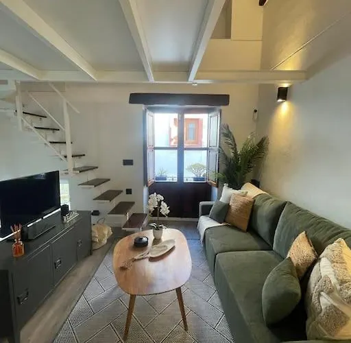 Stylish City-Center Apt 2 Bdrms Alicante