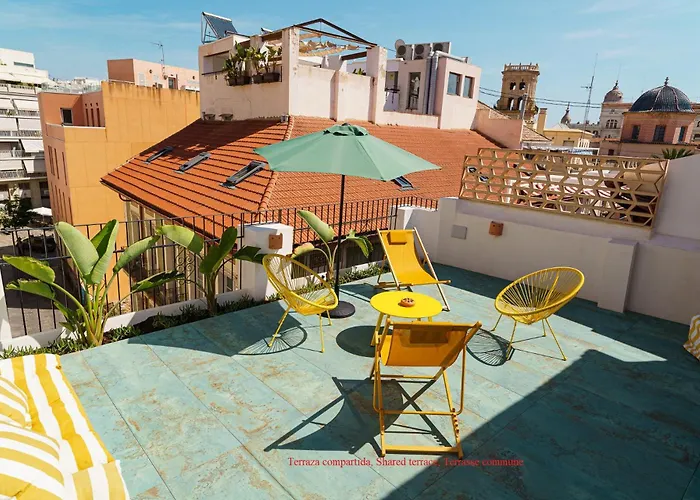 Apartment With Exceptional Charm In Historic Center Of Alicante