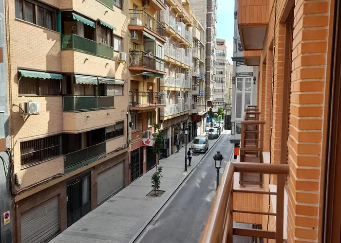 Cómodo aparta estudio céntrico en Alicante
