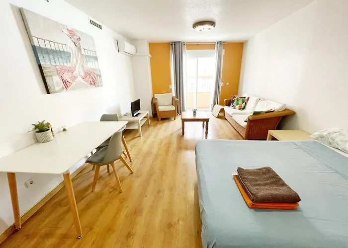 Central Market Guesthouse Alicante