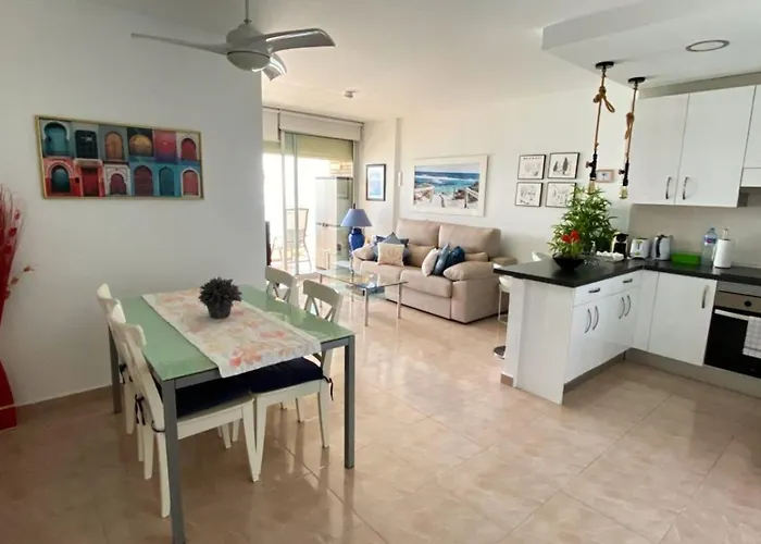 Apartamento Con Vistas Al Mar Primera Linea De Playa Del Postiguet Alicante