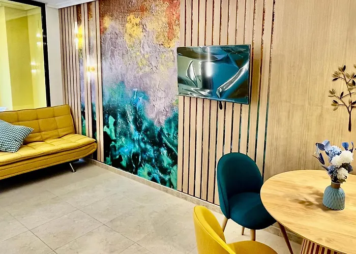 Apartamentos Alicante Centro with FREE PARKING