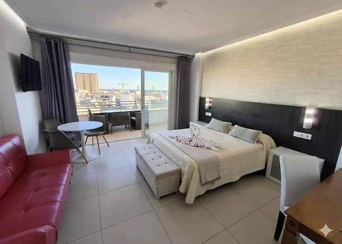 Alicante Skylights Apartments