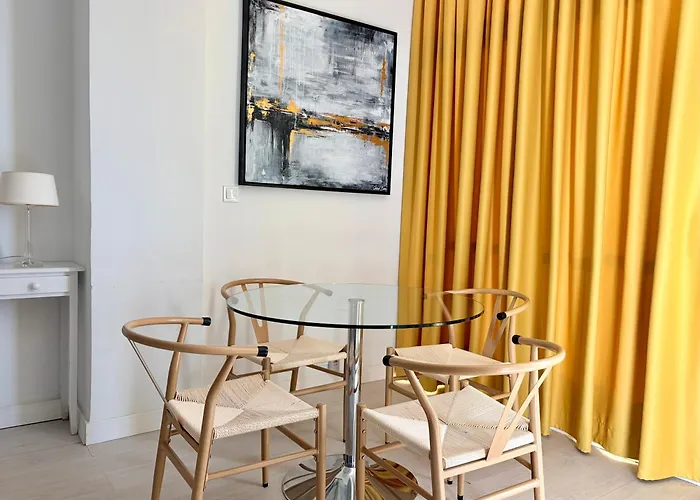 Postiguet Beach By United Renters Alicante