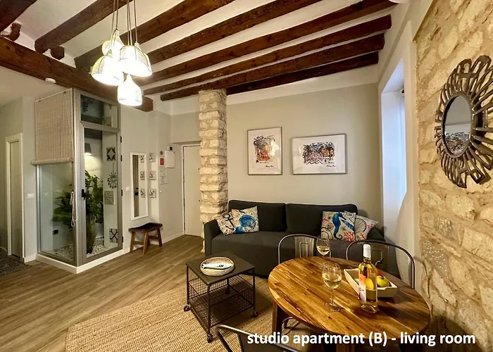 VillaVieja17 Studio-Apartments Alicante