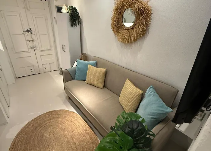 Cozy 1-Bdrm Apt In City Center Alicante