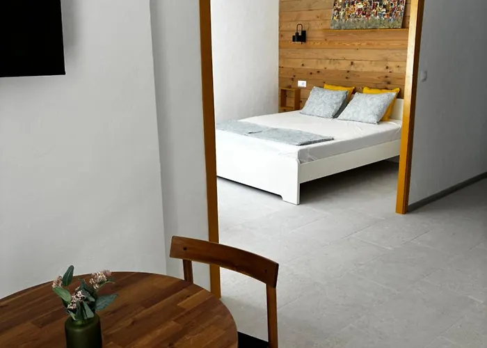 Cozy Apartment With Balcony Alicante