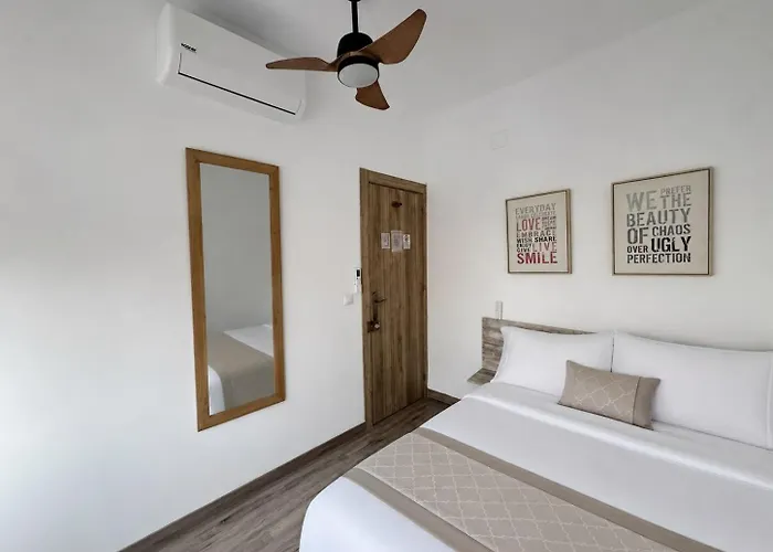 Andrada's ROOMS Plaza Toros Alicante
