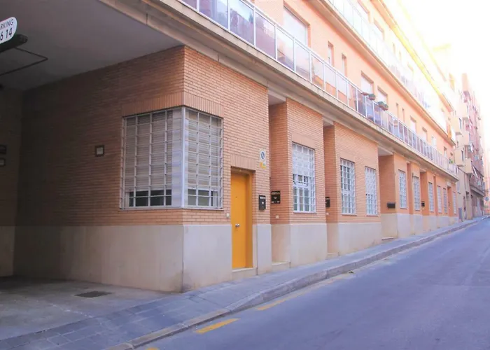 Apartamento Casaturis Playa y Montaña con parking en el centro de Alicante A130