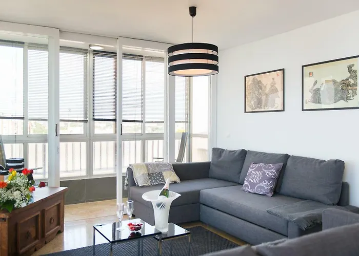 Two-Bedroom Apartment Diosa Tanit Alicante